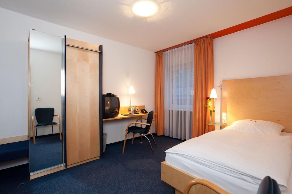 Hotel Elite Karlsruhe Exterior foto